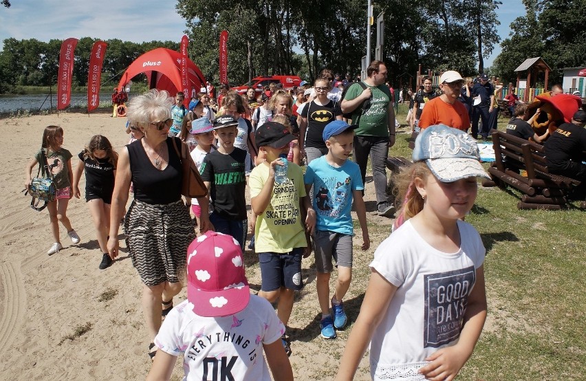 Godziny dzielą nas od rozpoczęcia letnich wakacji. Dlatego...