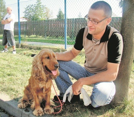 Rok temu swojego psa oddał do adopcji Mariusz Brotoń