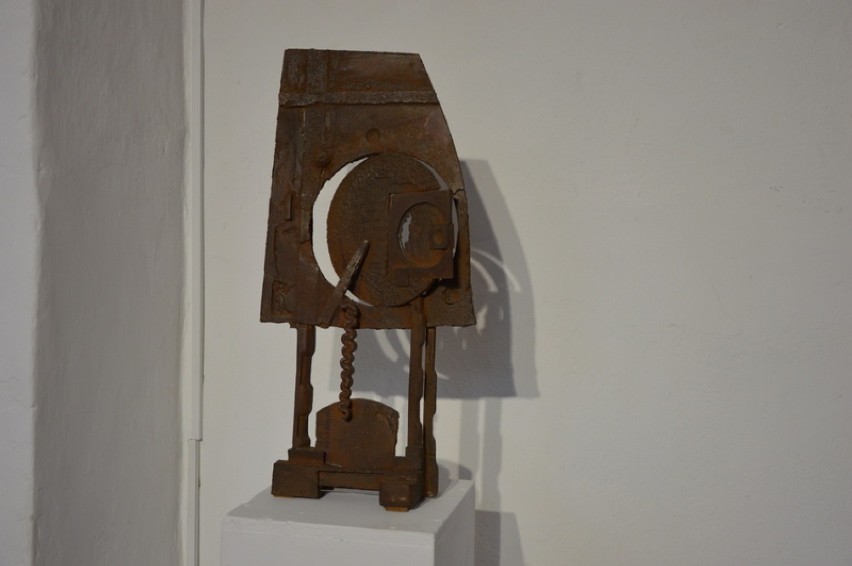 Wernisaż wystawy rzeźb Jana Szczypki w Kartuzach