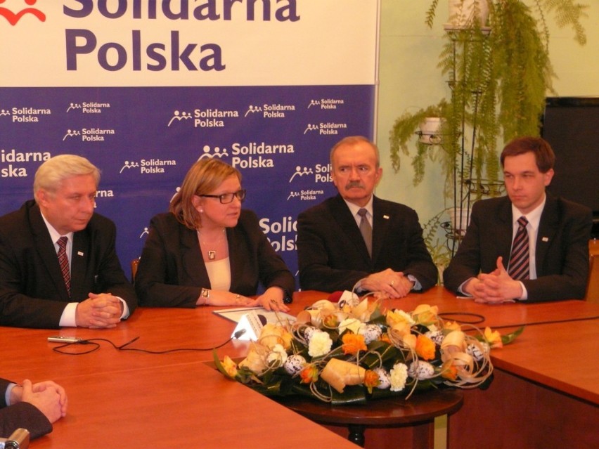 Krzysztof Maciejewski i Beata Kempa na konferencji Solidarnej Polski w Radomsku