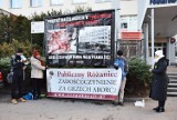 Kolejny protest antyaborcyjny pod oleśnickim szpitalem (ZDJĘCIA) 