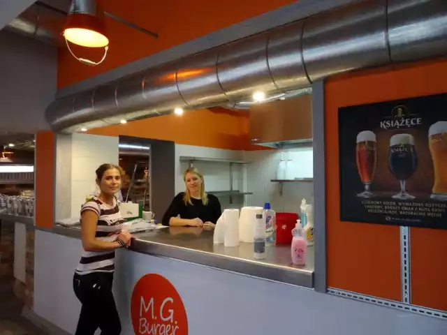 MG Burger w Pile