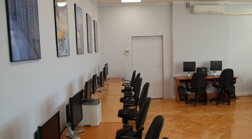 Remont pracowni informatycznej w II Liceum Ogólnokształcącym w Radomsku zakończony