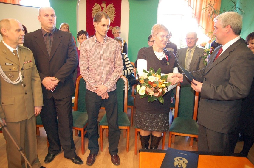 Medal za zasługi dla obronności kraju. Zbąszyń: Odznaczono matkę trzech