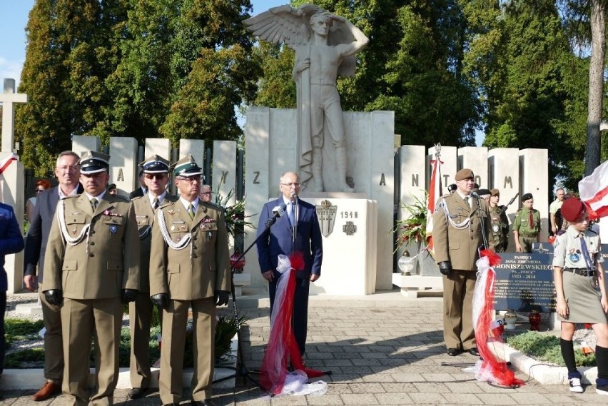 Konecki Wrzesień. Patriotycznie przed Pomnikiem Partyzantów [ZDJĘCIA]