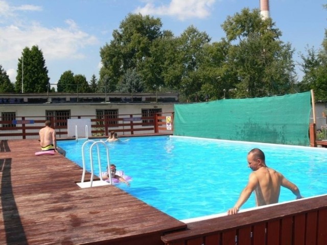 Letnie baseny w Sandomierzu, przy Porcie Kultury kolejny rok nieczynne. Dlaczego?