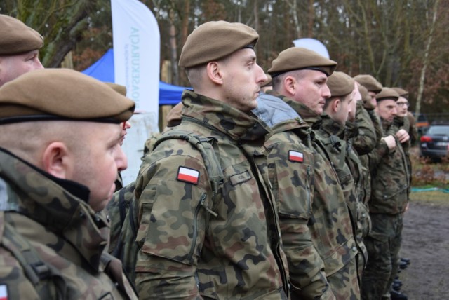 Żołnierze 9. Łódzkiej Brygady OT cyklicznie biorą udział w ćwiczeniach, a raz zaangażowano ich do przeczesywania lasów przy okazji poszukiwania padłych dzików.