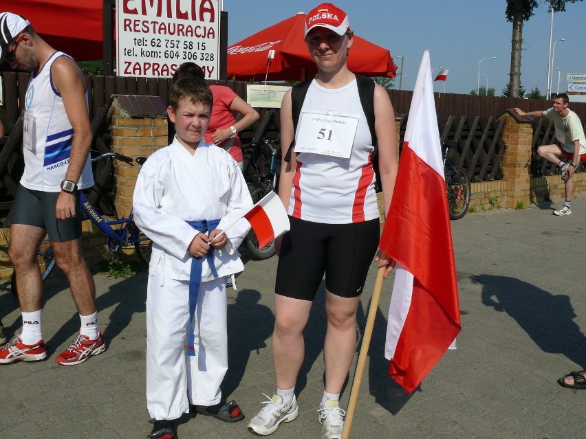 Kaliszanie biegając uczcili Dzień Flagi Rzeczypospolitej Polskiej. ZDJĘCIA