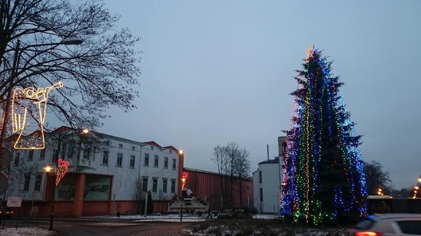 Ozdoby świąteczne na ulicach Siemianowic [ZDJĘCIA]