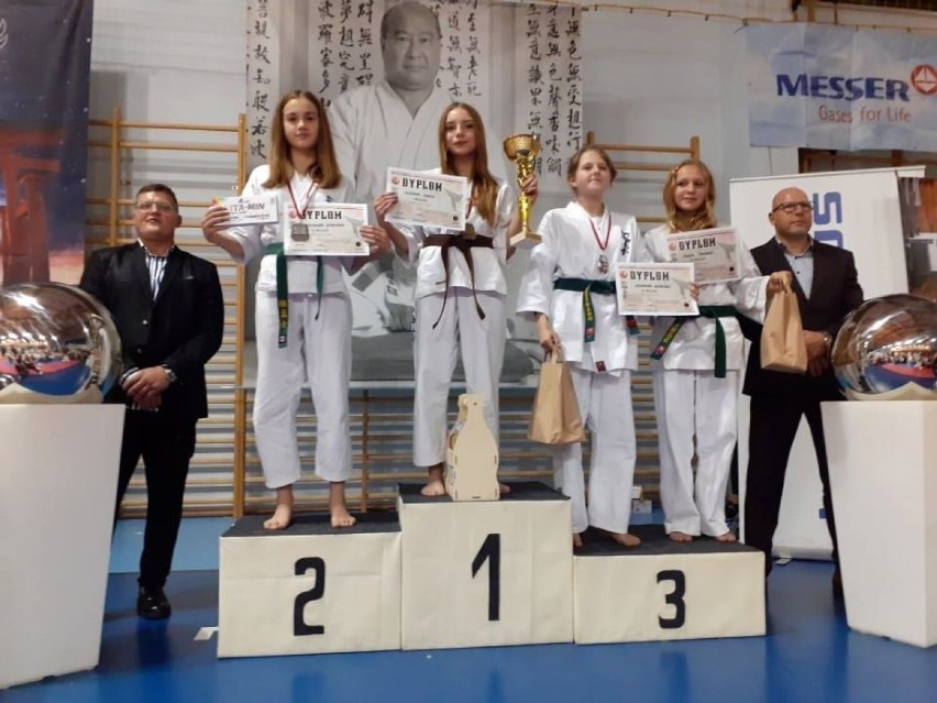 Sosnowiecki Klub Karate walczył na zawodach w Katowicach....