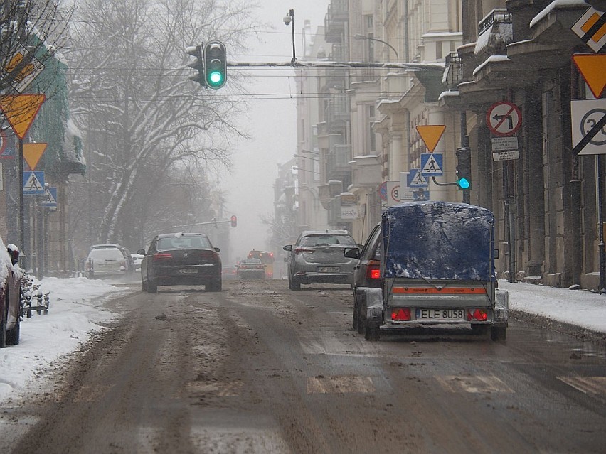 Miasto gotowe na nadejście zimy. W ubiegłym sezonie odśnieżanie Łodzi pochłonęło ponad 13 milionów złotych 