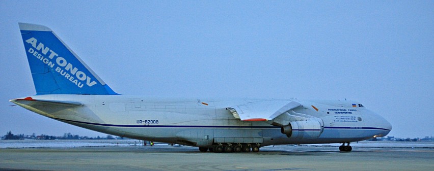 An-124 przyleciał po dwa śmigłowce PZL W-3 sokół, sprzedane...