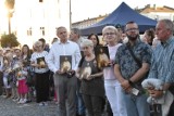 Powtórne zawierzenie Śremu Najświętszemu Sercu Jezusa w setną rocznicę wydarzenia. Zawierzenia dokonano na śremskim rynku