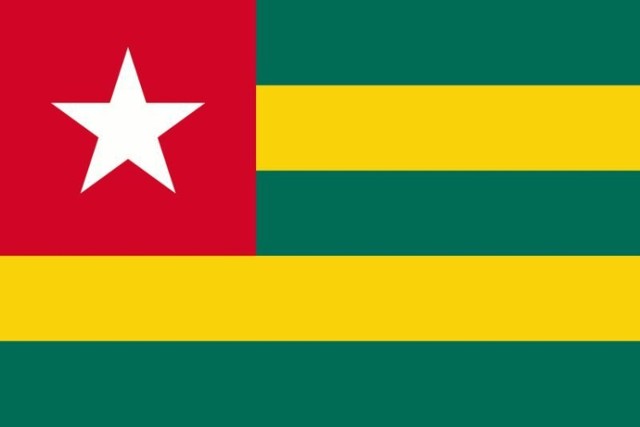 http://commons.wikimedia.org/wiki/File:Flag_of_Togo.png