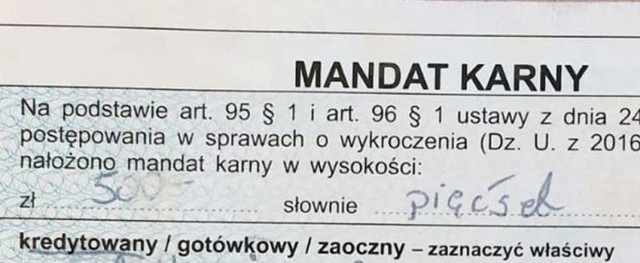 Za bezpodstawne wezwanie policji funkcjonariusze ukarali mężczyznę 500 złotowym mandatem.