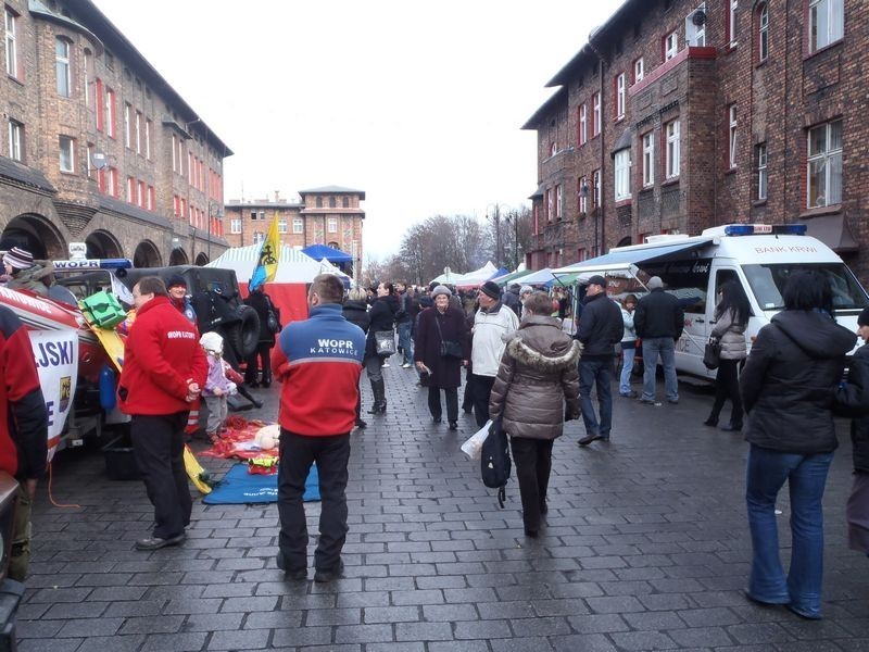 Katowice: Jarmark w centrum już jest, przyszła pora na Nikisz [FILM]