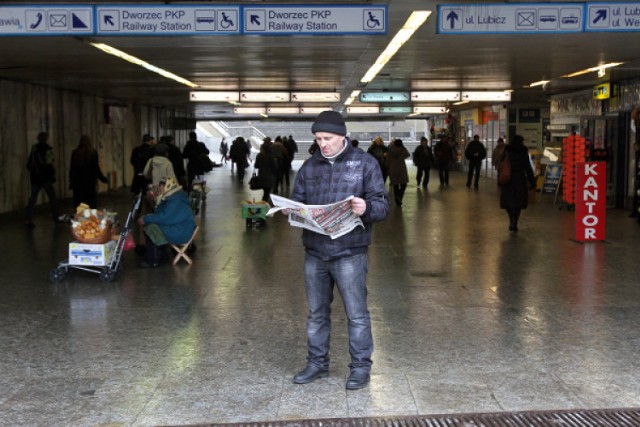 Drogowskazy w przejściach podziemnych już nie będą straszyć i mylić. Będą eleganckie i czytelne