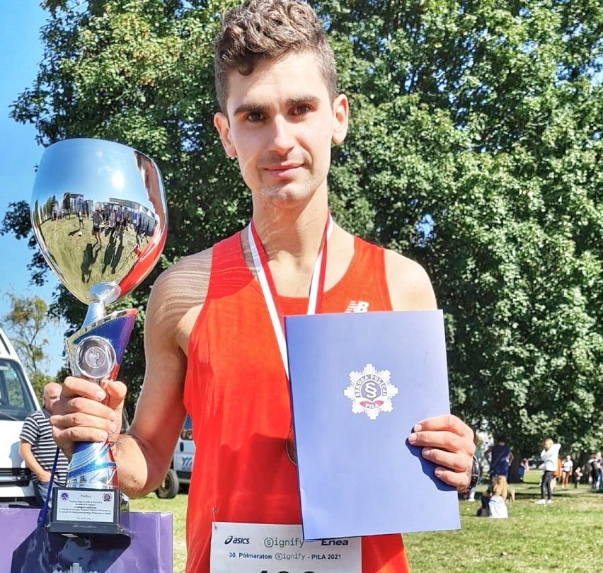 Sławieński policjant zajął drugie miejsce w półmaratonie 