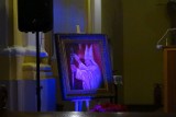 WSCHOWA. Uroczystość w kościele pw. św. Stanisława Biskupa i Męczennika na 100 rocznicę urodzin św. Jana Pawła II [ZDJĘCIA]