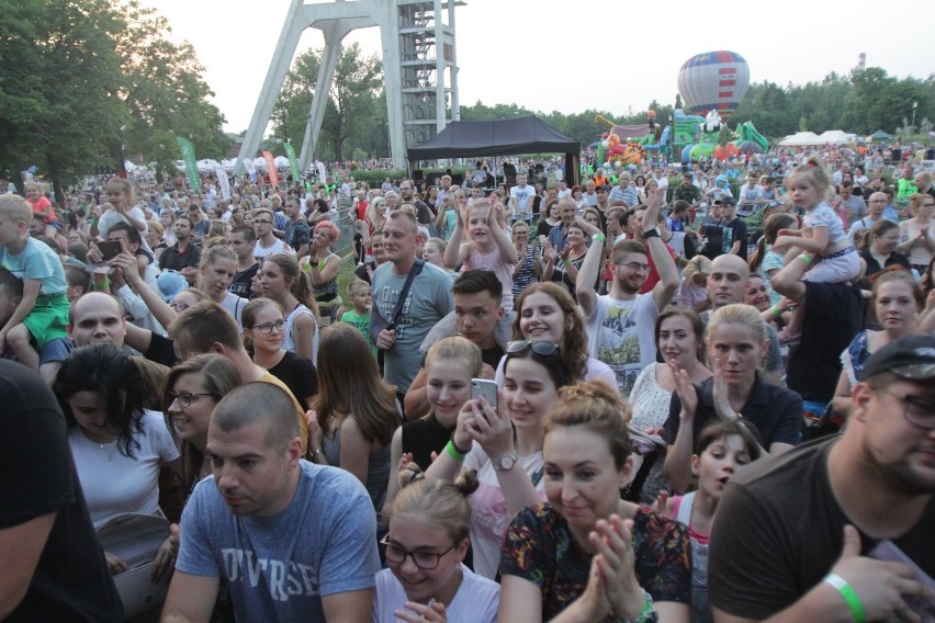 Dni Chorzowa 2019 - ZDJĘCIA z piątku. Sarsa, Blue Cafe i A. Sobocińska pod Szybem Prezydent [PROGRAM Święta Miasta]