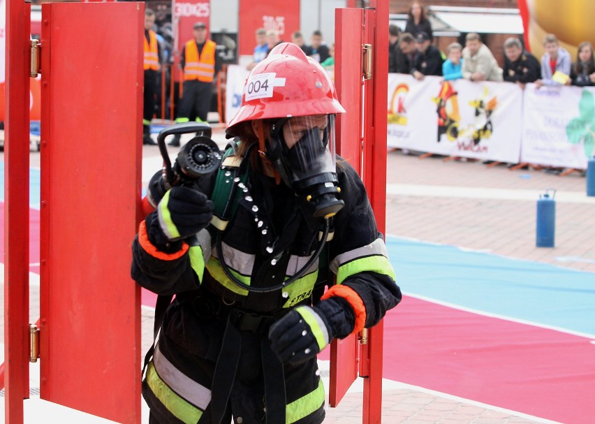 Firefighter Combat Challange: zawody strażackie w Manufakturze [ZDJĘCIA]