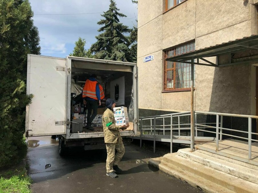 Kolejny transport z pomocą humanitarną dotarł z Opoczna do Słowiańska [ZDJĘCIA]