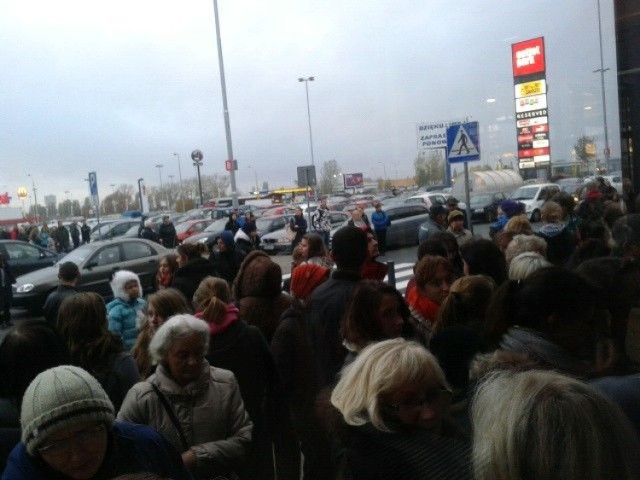 15 minut przed otwarciem Outlet Park Szczecin...