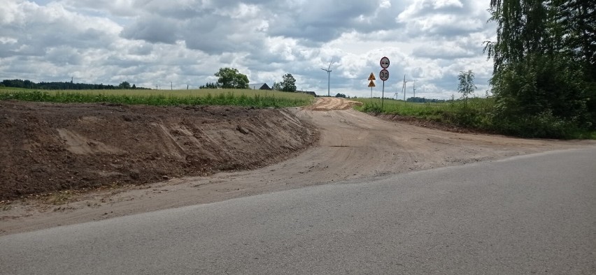 Trwają remonty na drogach w gminie Przerośl i Bakałarzewo