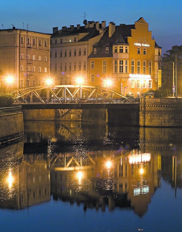 Naruszoną konstrukcję mostów trzeba umiejętnie wzmocnić