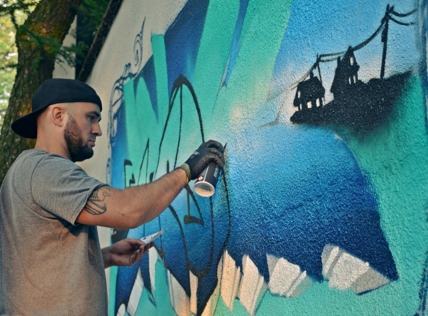 Graffiti w Bełchatowie. Wielkie malowanie na placu Narutowicza [ZDJĘCIA, FILM]