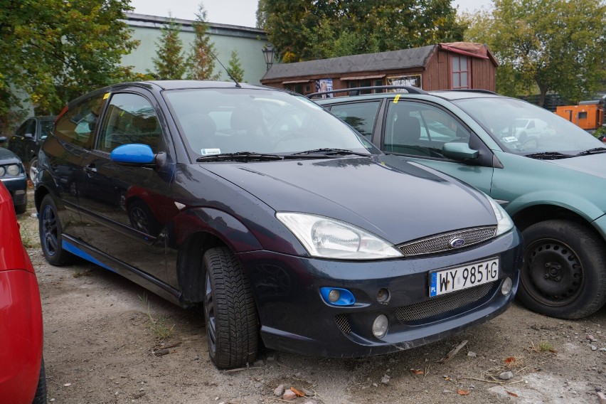 Ford Focus, rocznik 2001, cena wywoławcza 1 200 zł.