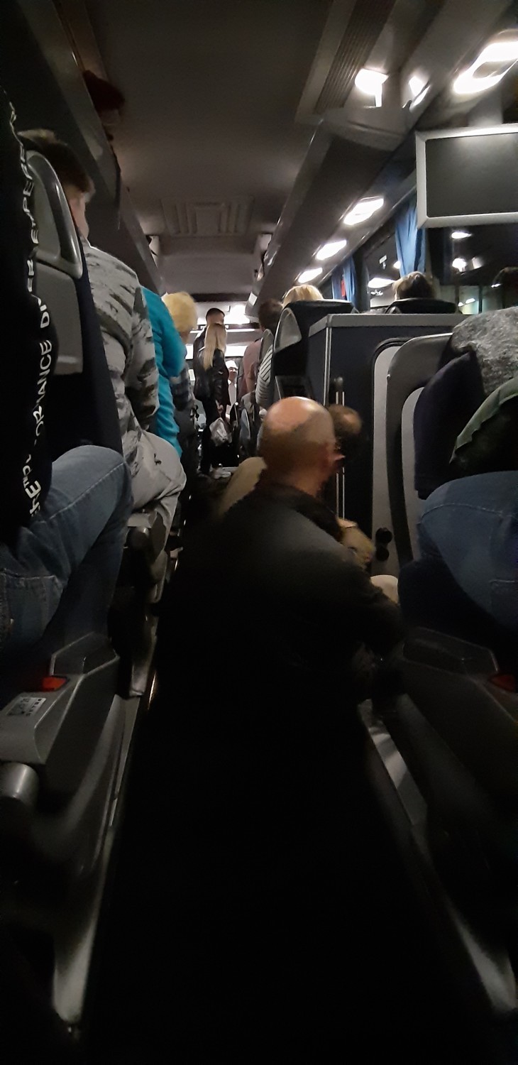 Flixbus. "Kupiłem bilet autokarowy. Ludzie siedzieli na...