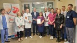 Dyrekcja szpitala w Kaliszu dziękuje oddziałom, które dobrze zrealizowały kontrakty medyczne. ZDJĘCIA