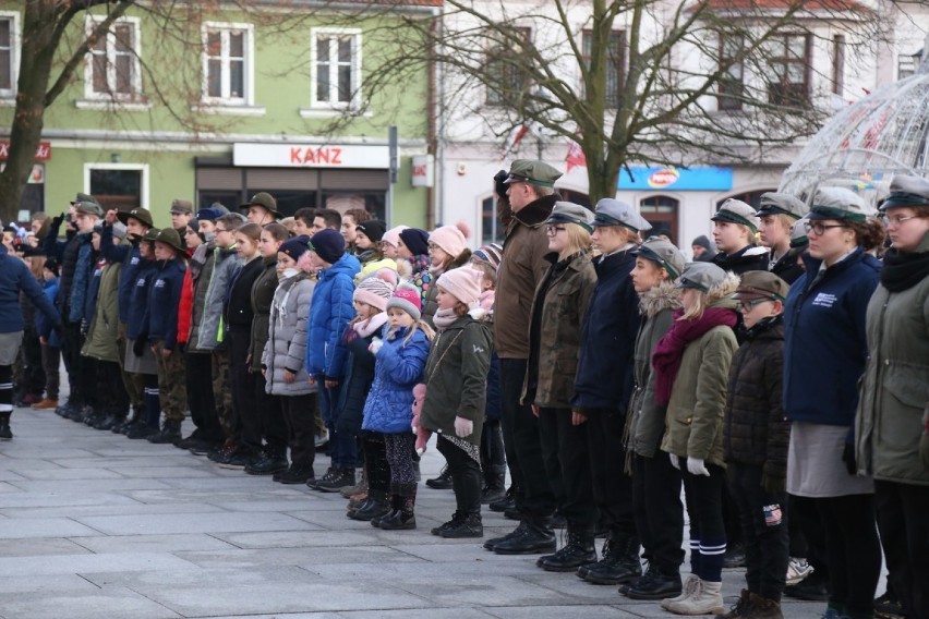 Wolsztyńscy harcerze po raz kolejny zorganizowali Apel Poległych na Rynku Miejskim 