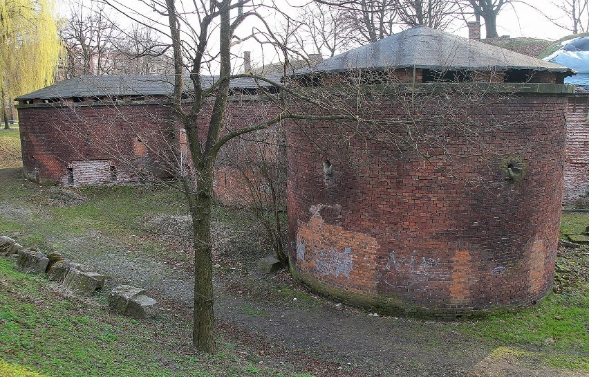 Weekendowy spacer w Krakowie. Odkrywamy Forty Kleparz [ZDJĘCIA]