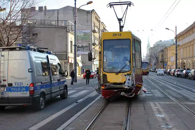 Po wypadku na ul. Piotrkowskiej w dniu 6 stycznia pracownicy MPK badani są alkotestem przed, w trakcie i po zakończeniu pracy