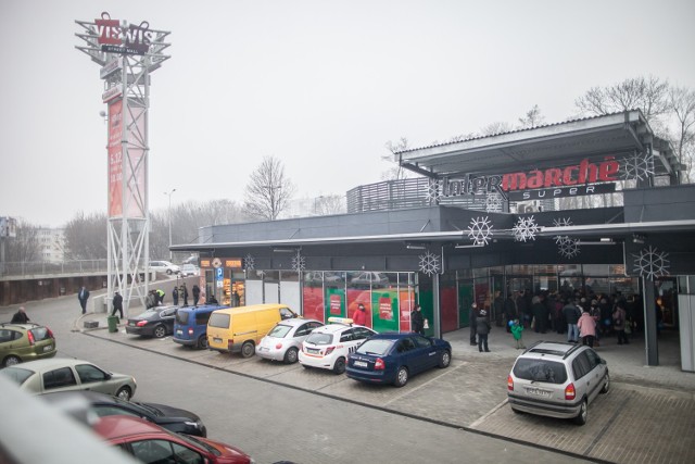 Vis à Vis Łódź - nowe centrum handlowe przy Zgierskiej 211