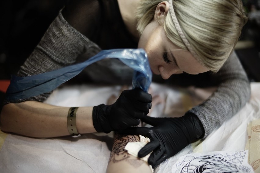 Poznań Tattoo Konwent 2016: Święto miłośników tatuażu na MTP [ZOBACZ ZDJĘCIA]