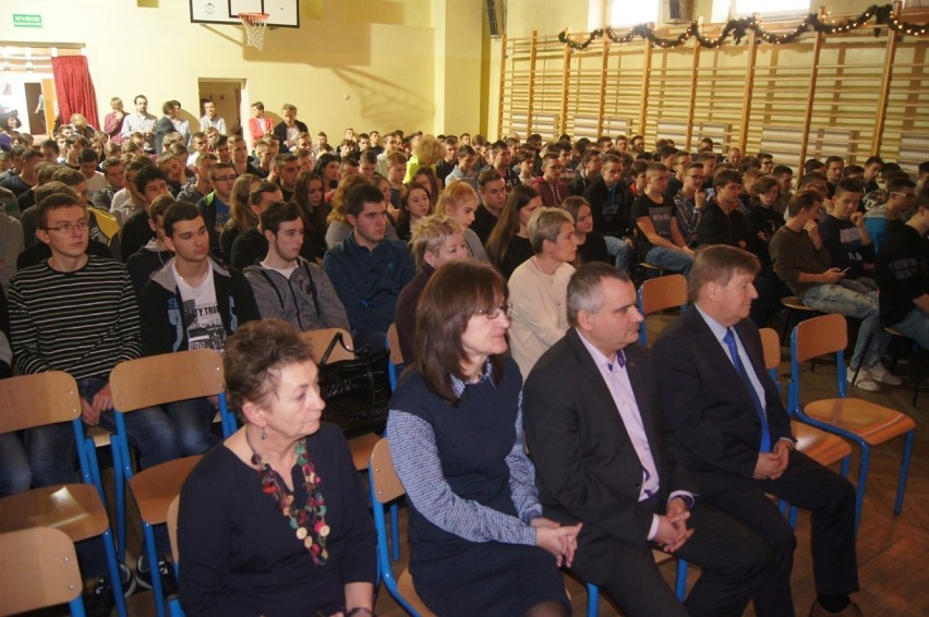 Koncert kolęd i pastorałek w ZSEE w Radomsku