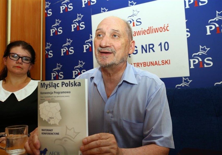 Antoni Macierewicz w Piotrkowie podczas konrerencji PiS