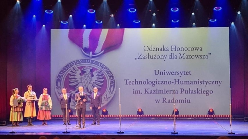 Uniwersytet Technologiczno-Humanistyczny w Radomiu otrzymał Odznakę Honorową "Zasłużony dla Mazowsza"