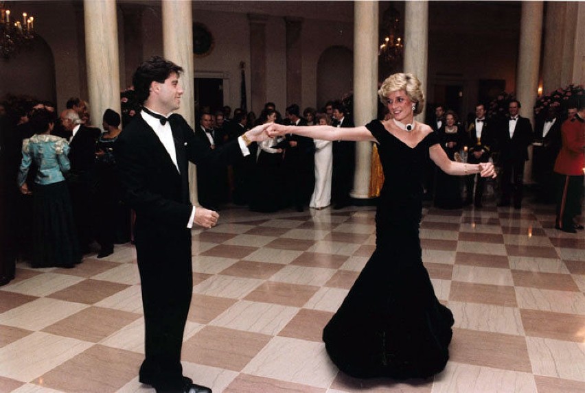 Księżna Diana oraz John Travolta w 1985 r....