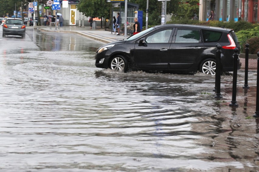 Burza trwała pół godziny. 30 minut intensywnego deszczu...