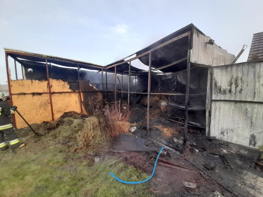 Groźny pożar budynku gospodarczego w Czempiniu
