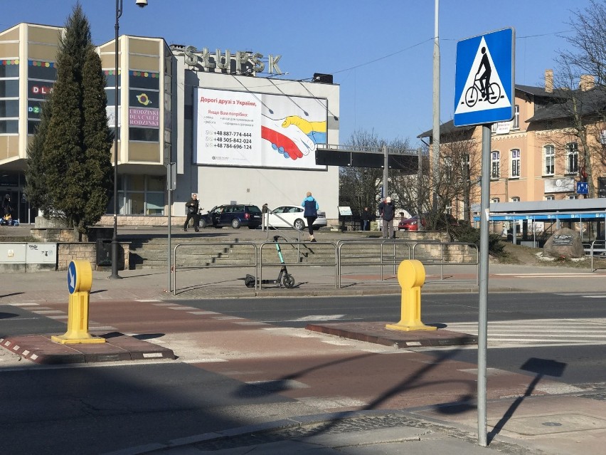 Firma odpowiadająca za baner podejmie starania ukierunkowane...