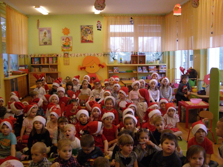 Mikołaj w Przedszkolu nr 4 rozdał dzieciom prezenty