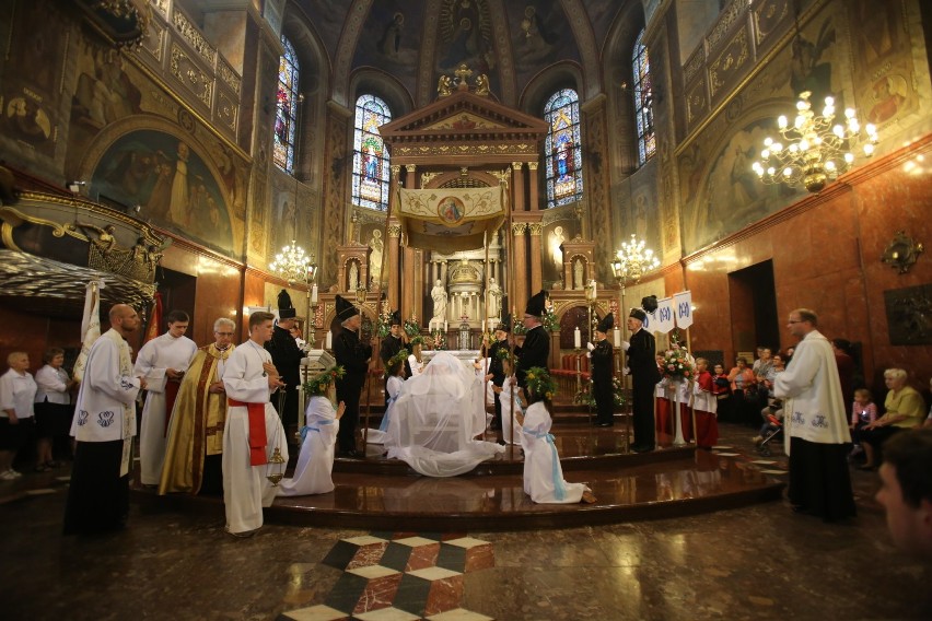 Piekary Śląskie: uroczystość Zaśnięcia i Wniebowzięcia...