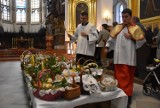 Święcenie pokarmów w Tarnowie. Piękna tradycja Wielkiej Soboty [ZDJĘCIA]