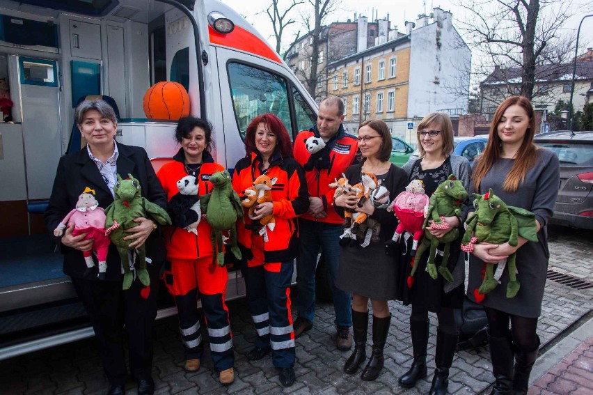 Ponad 5 200 pluszaków trafiło do Pogotowia