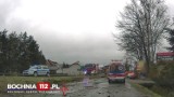 Wypadek na drodze krajowej nr 94 w Łapczycy. Samochód osobowy wylądował w rowie. Jedna osoba została zabrana do szpitala